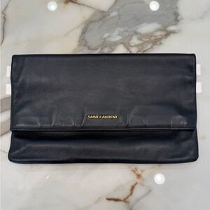 Saint Laurent clutch